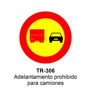 TR-306 Adelantamiento prohibido a camiones