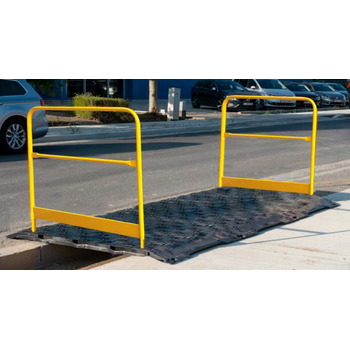 Pasarela cubre zanjas para la construcción con barandillas
