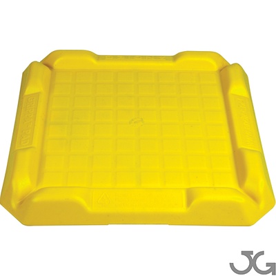 Almohadilla o base de plástico amarillo para protección de andamios