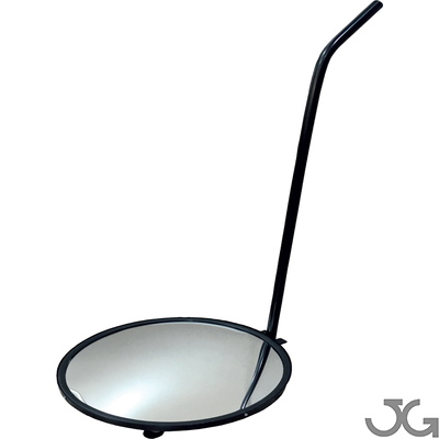 Espejo inspección de vehículos, con lente fabricada en policarbonato y junta de PVC negra. Espejo Ø40cm, altura desde el suelo de 9cm, con mango plegable de hierro de Ø20mm y longitud de 83cm y 4 ruedas, de las que 2 son giratorias y con una altura de 5cm