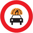 R-109 Entrada prohibida a vehículos que transporten mercancías explosivas o inflamables
