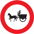 R-113 Entrada prohibida a vehículos de tracción animal