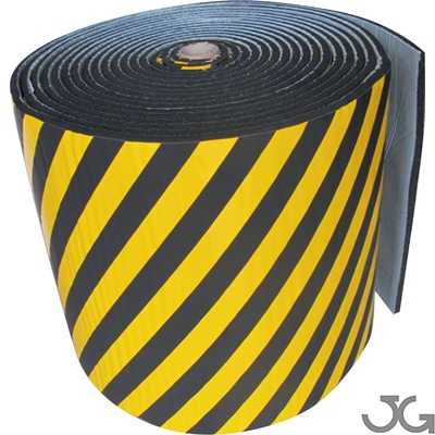 Bobina parachoques ignífuga amarilla/negra con espesores 10 o 20 mm. Protección de paredes en bobina minimiza golpes y arañazos.