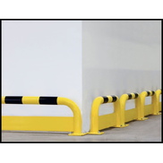 Barrera o arco de protección de acero con placa antiempotramiento