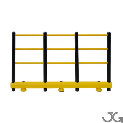 Barandilla de polietileno amarillo de Ø120mm y altura 1100mm, componentes macizos, fabricada para proteger al personal en zonas con presencia de carretillas.
Incluye varilla de anclaje de métrica 20mm.