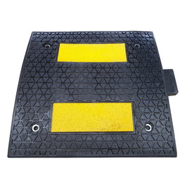 Reductores de velocidad Modelo JG  Reductor de velocidad de caucho 50x50cm 3 y 5cm