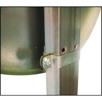 Abrazadera rectangular galvanizada para postes rectangulares